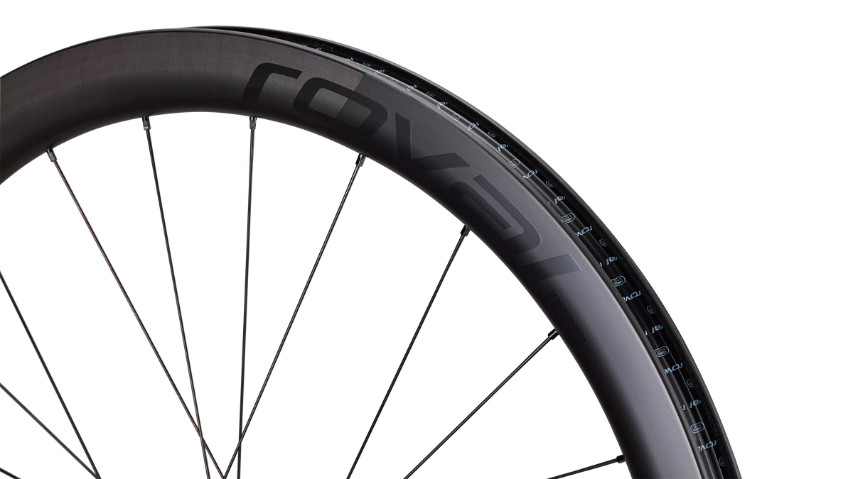 Roval Terra Aero CL - Satin Carbon/Satin Black