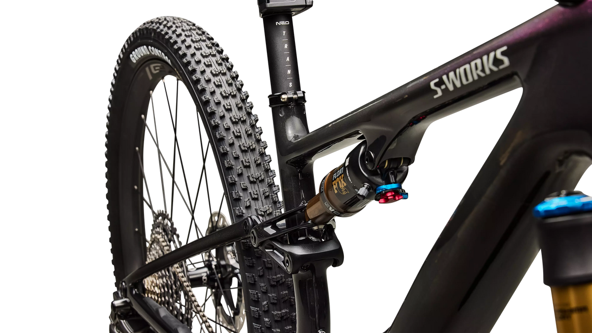S-Works Epic 8 EVO - Shimano XTR Di2 - Gloss Carbon / Green to Purple Viavi Fade / Brushed Liquid Metal