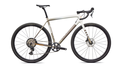 Crux Comp - Dune White / Sandstone Metallic / Desert Metallic / Orange Zest