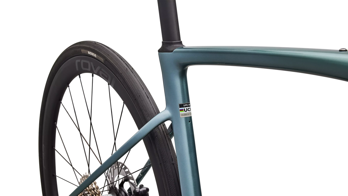 Roubaix SL8 Expert - Shimano Ultegra Di2 - Gloss Fjord Metallic / Pearl / Emerald Metallic