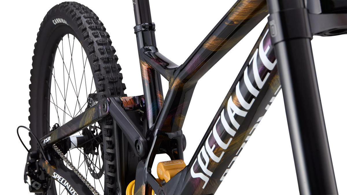 Demo Race (2025) - Gloss Obsidian / Brushed / Chameleon Supernova