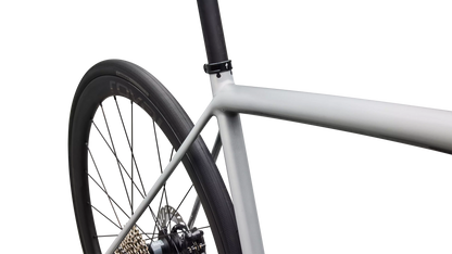 Aethos 2 Expert - Shimano Ultegra Di2 - Gloss Dolomite Metallic / Blue Pearl Over Shadow Silver