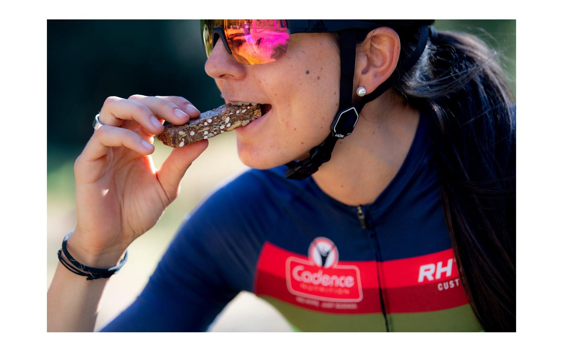 CADENCE ENERGY BAR 45GR APPLE PIE-Specialized