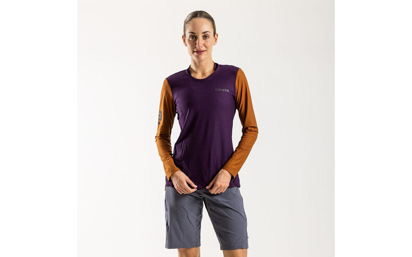 Ciovita Women's AR Long Sleeve Trail Tee